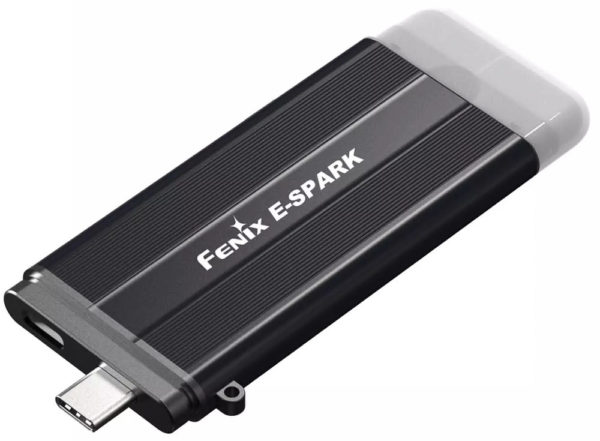 Fenix E-SPARK LED lykt med powerbank - 100 lumen LED lykt, 800 mAh