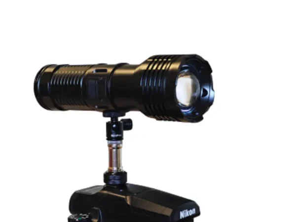 Birdlight-with-extension-adapter-on-cam