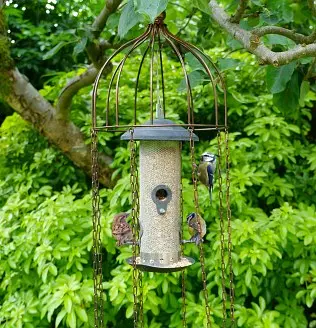 Universell beskytter for rørautomater