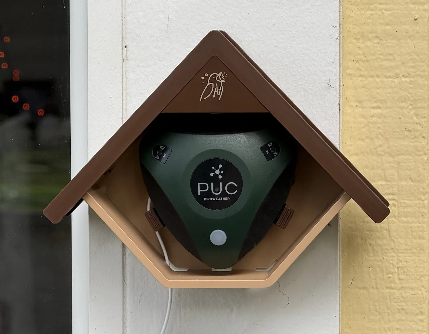 BirdWeather PUC Hus